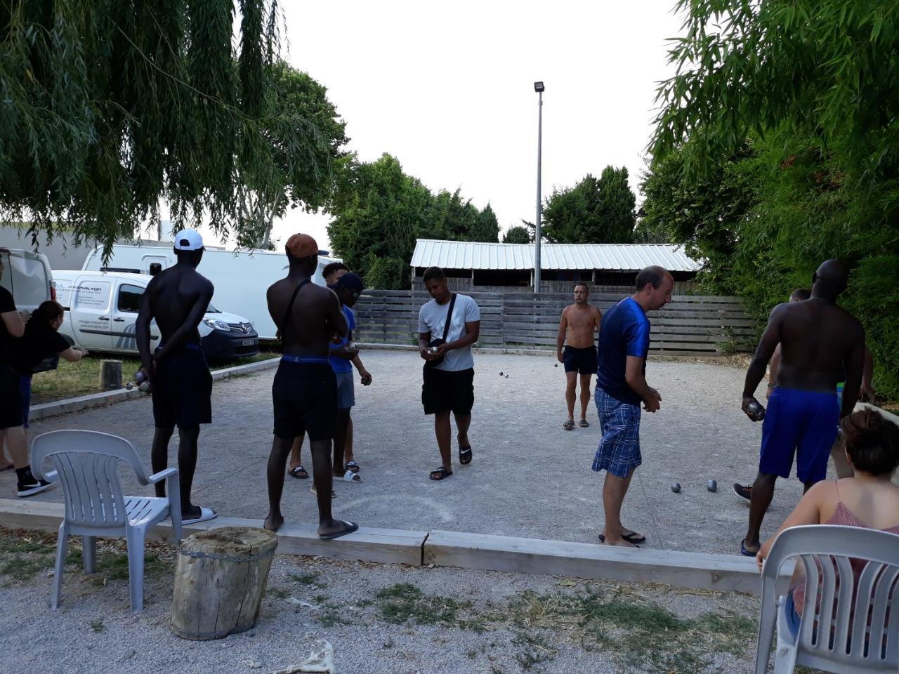 Camping Le Pre Saint-Andre Souvignargues Kültér fotó